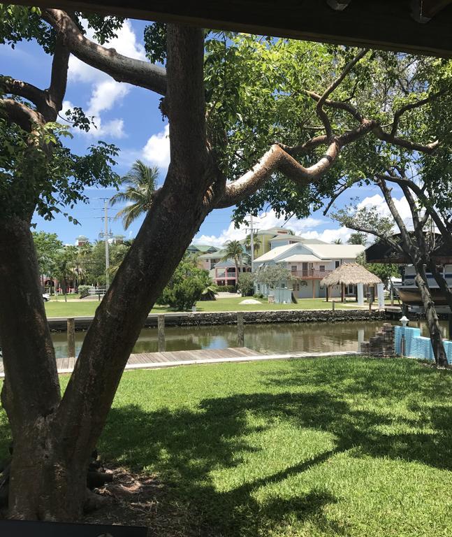 Fort Myers Beach House-On A Canal Экстерьер фото